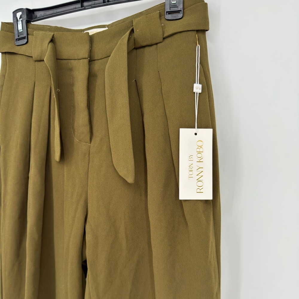 Torn by Ronny Kobo NWT Olive Green Pleated Trousers with Cuffed hem - Picture 3 of 5